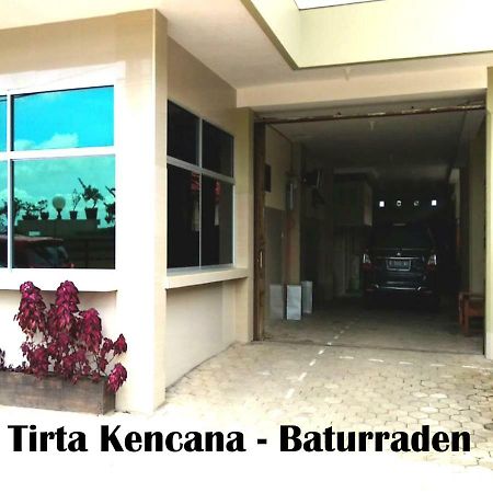 Tirta Kencana 바투라덴 외부 사진